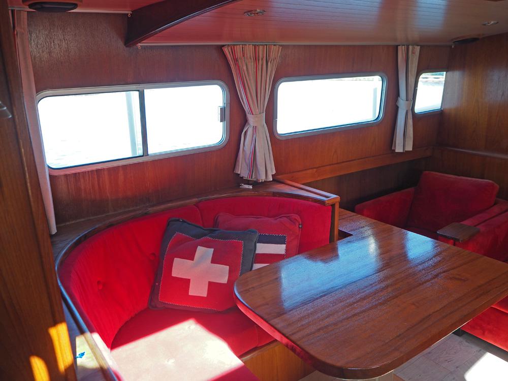 Salon, H&eacute;bergements